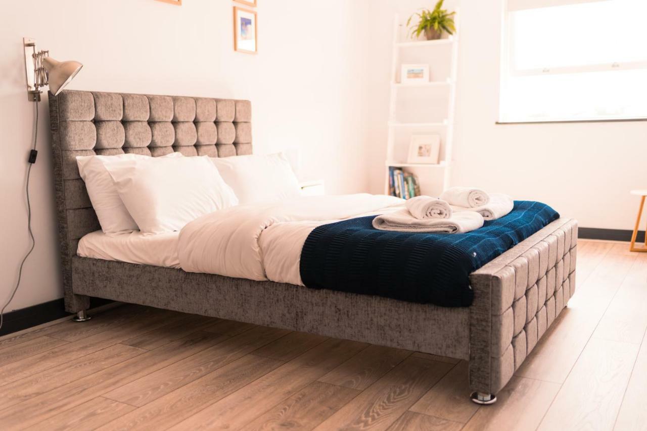 The Sunset Apartment - Margate Beach - By Goldex Coastal Breaks Екстериор снимка